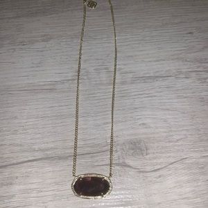 Kendra Scott necklace
